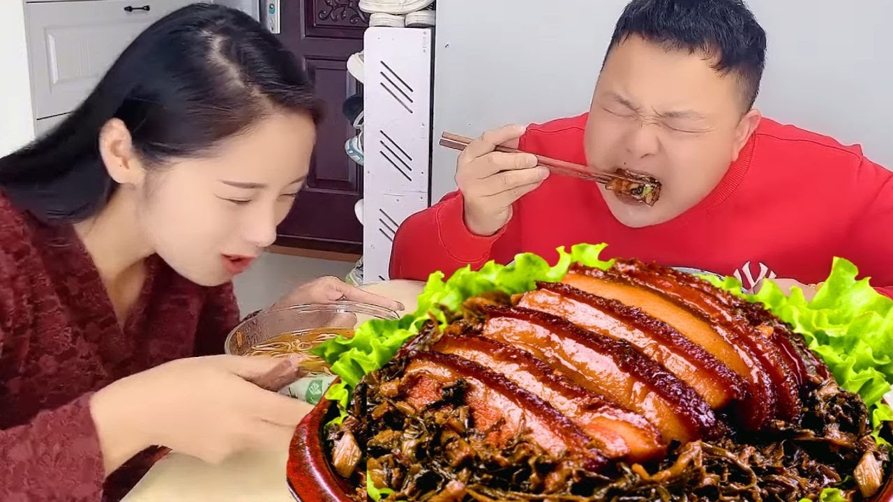 梅菜扣肉保卫战！老公护食不让我吃？我偷吃再加满芥末，辣得他眼泪直流！【九零后夫妻】