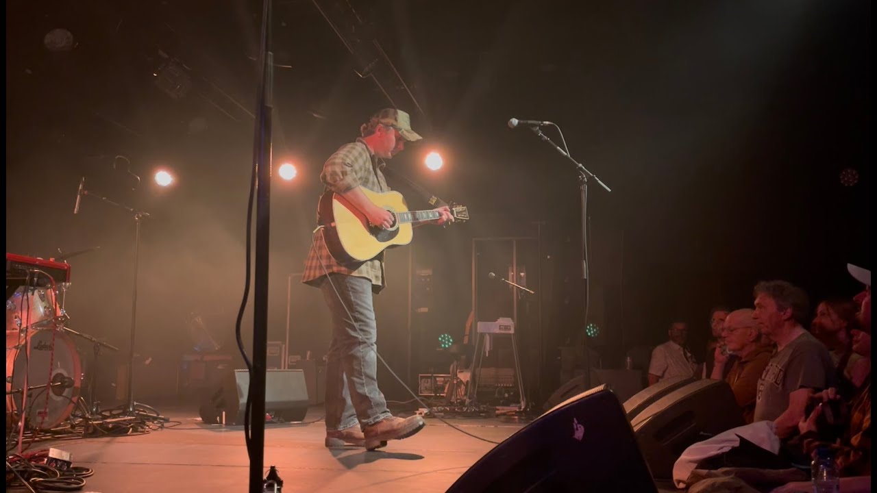 Ian Noe Live in Tolhuistuin Amsterdam 02/09/2025