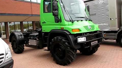 Mercedes Unimog U400 walkaround