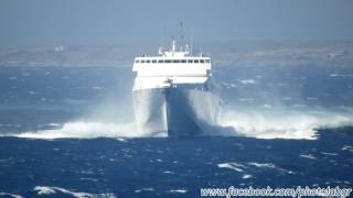 Paros Jet: Άφιξη στη Μύκονο με δυνατό βοριά (7BF)