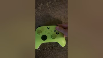 Satisfying, pushing buttons on Xbox controllers compilation ASMR ￼