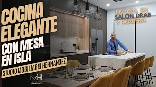 COCINA ELEGANTE con isla en MARRON Y MADERA, STUDIO MOBILIARIO HERNANDEZ