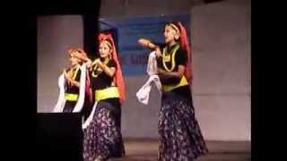 Oshin And Kushumita Gurung2 Sister Dance With Friends