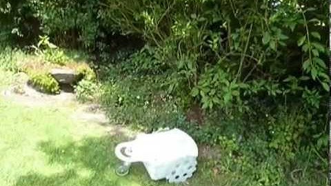 Ardumower - testing plastic blades, automatic mowing (turned-off perimeter) - www.ardumower.de