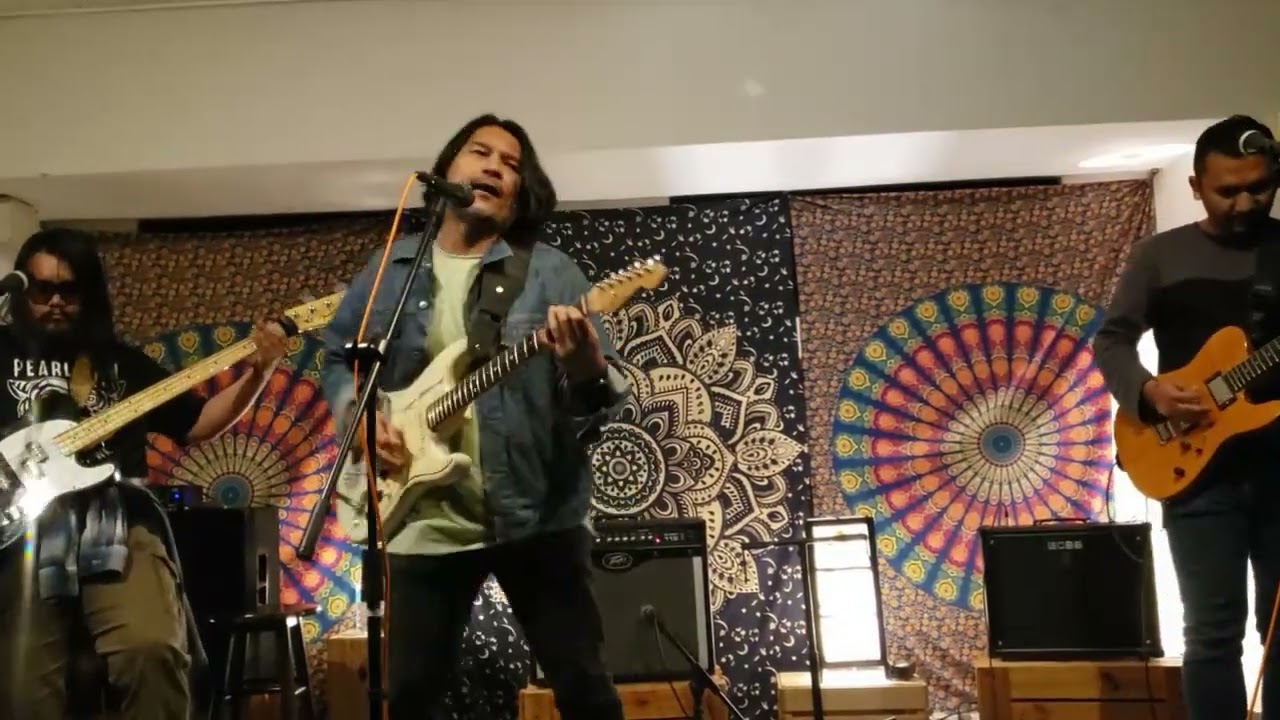 The Joymaker - Terbaik Di Semesta | [Live] Rockin Waves 2023