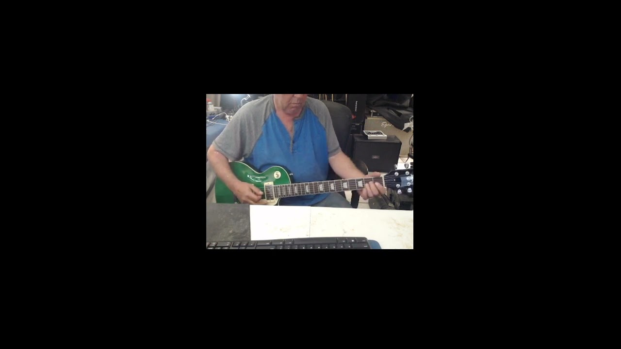 IYV ILS300EGR Les Paul Electric Guitar