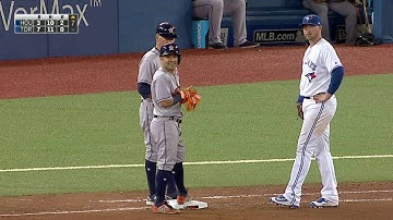 HOU@TOR: Altuve picks up another RBI single