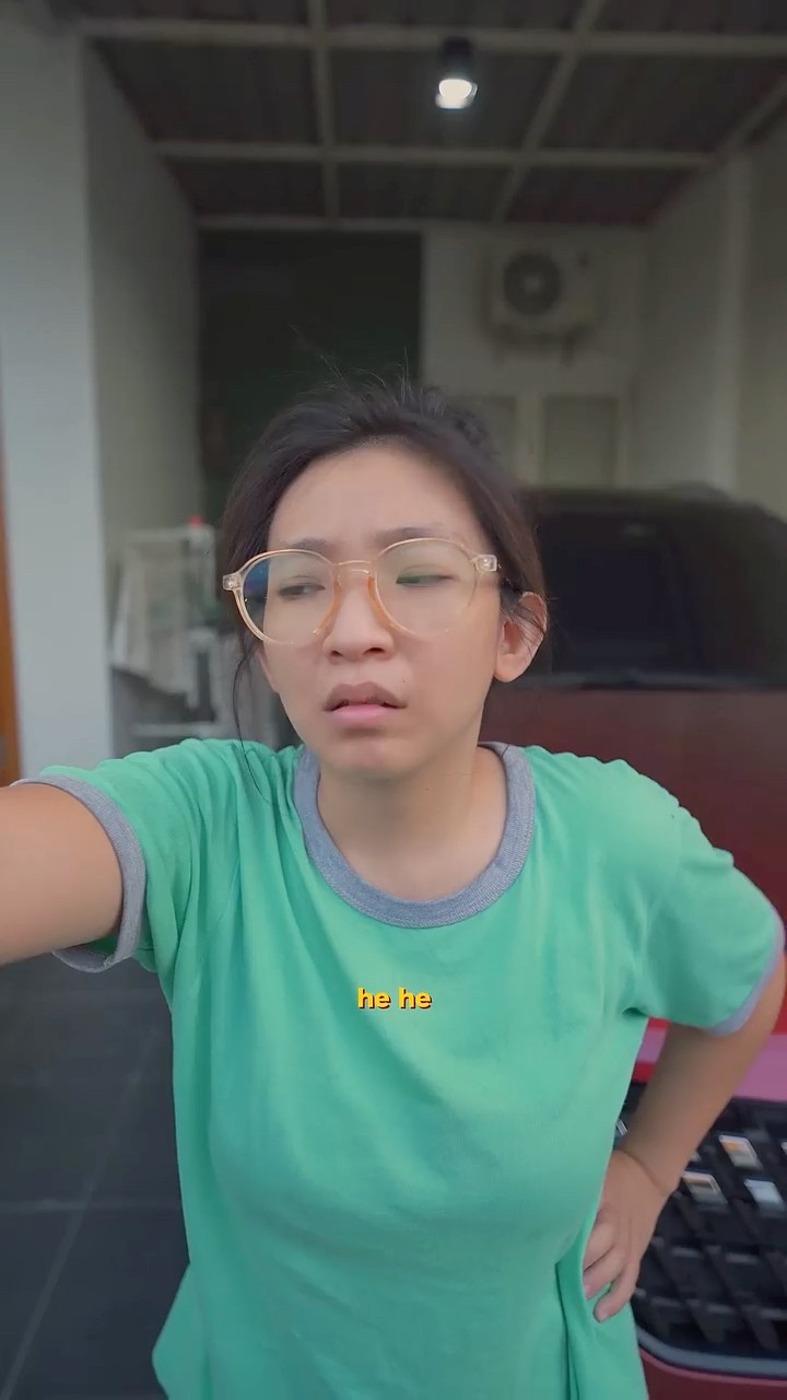 lupa pakai celana