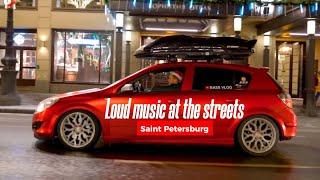 People`s reactions to loud music at the streets of Saint Petersburg 2023