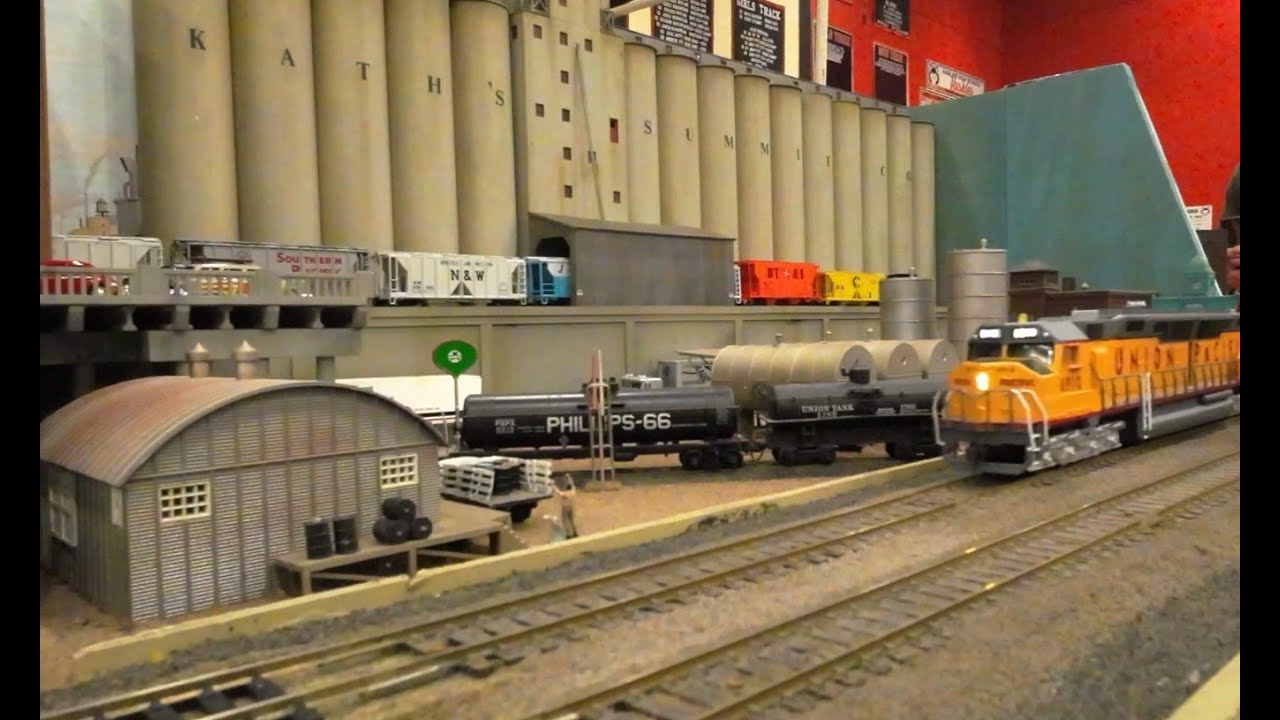 HO Scale LCSofME model train layout at RRVD train show 2025