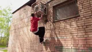 SlaX (паркур / акро, видео Lina D'Ville) SlaX (паркур / акро, видео Lina D'Ville)