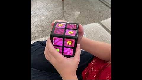 Bonbon (WOW Sweets) Game on the WOWCube(r) Gaming System