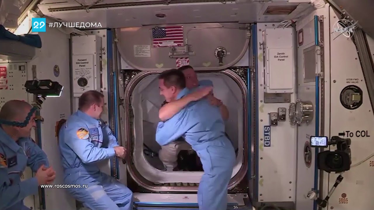 01.06.2020 Американских гостей на МКС встретил наш земляк Иван Вагнер