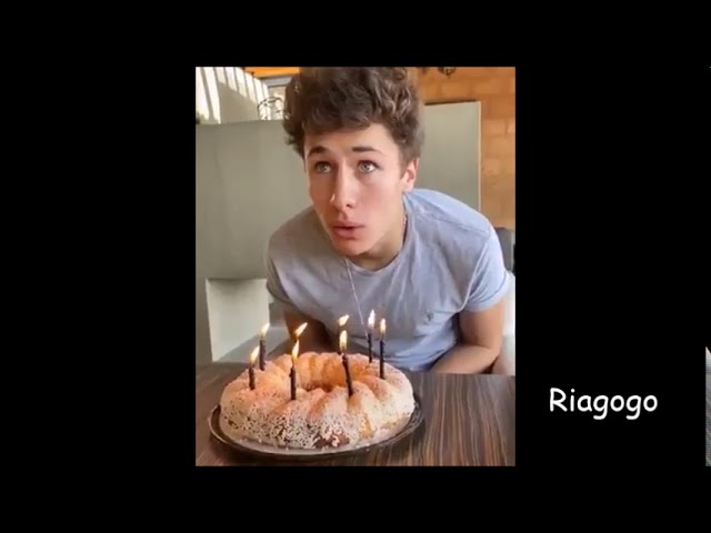 Corona Gateau D Anniversaire Souffler Sur Les Bougies Ou Eternuer Riagogo Youtube Corona Gateau D Anniversaire Souffler Sur Les Bougies Ou Eternuer Riagogo Youtube