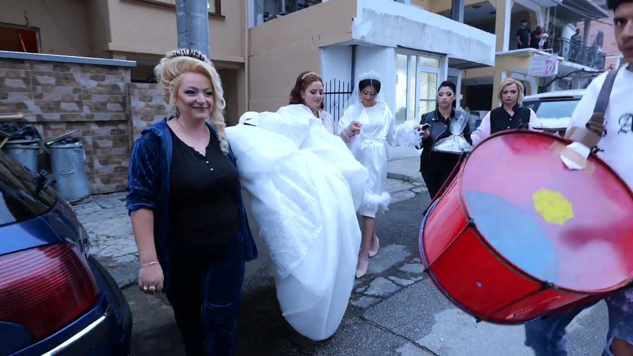 Сватбата на Мони и Джени