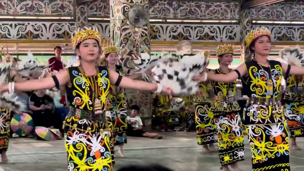 Tari datun julud.
