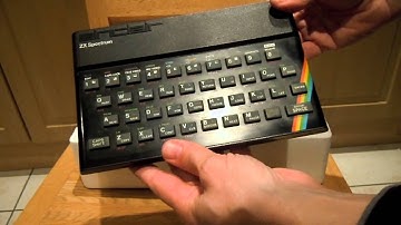Sinclair ZX Spectrum 48k unboxing