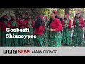 Dargaggoonni Uffata Aadaan Faayamanii Goobeefi Shinooyyee Sirbaa Jiru BBC News Afaan Oromoo
