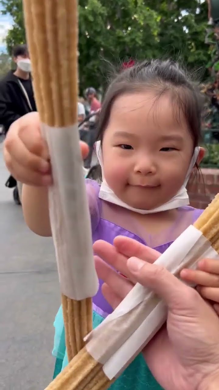 Sarang gives away all her Disneyland churros