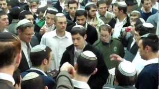 Miniatura del video "Havdalah Motzei Shabbat Zachor 5772"