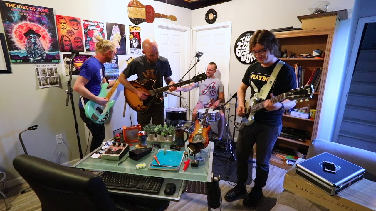 Assista a The Ides of June - Devil's Interval (Studio Video) no YouTube Assista a The Ides of June - Devil's Interval (Studio Video) no YouTube