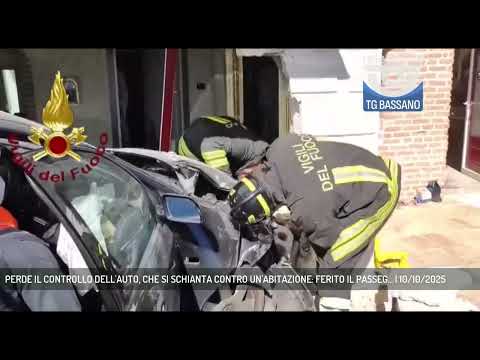 PERDE IL CONTROLLO DELL'AUTO, CHE SI SCHIANTA CONTRO UN'ABITAZIONE: FERITO IL PASSEG... | 10/10/2025