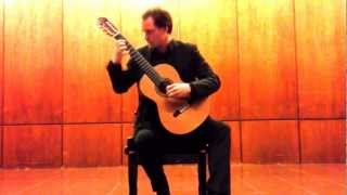 Andrés Segovia Estudio sin luz played by Florian Palier