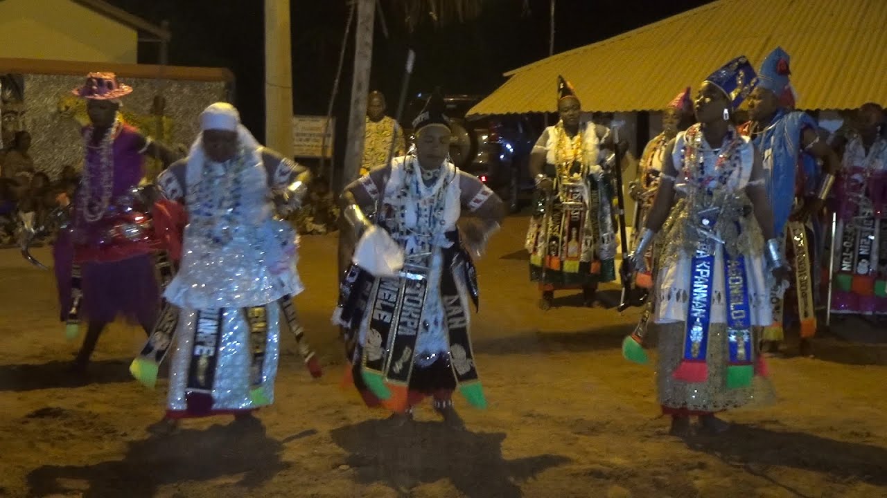 CEREMONIE TRADITIONNELLE ZOKETE ORGANISE PAR DAH DEGAN ZODJIGBE MANDJI SSO - REPORTAGE DANXOME INFO