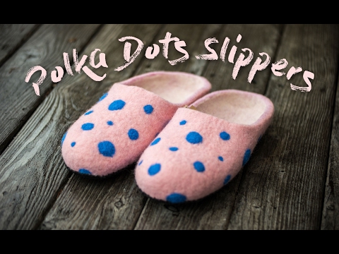 Womens and mens Adults House Shoes Felted Wool Slippers with Polka Dots, Hausschuhe wolle, Chausson