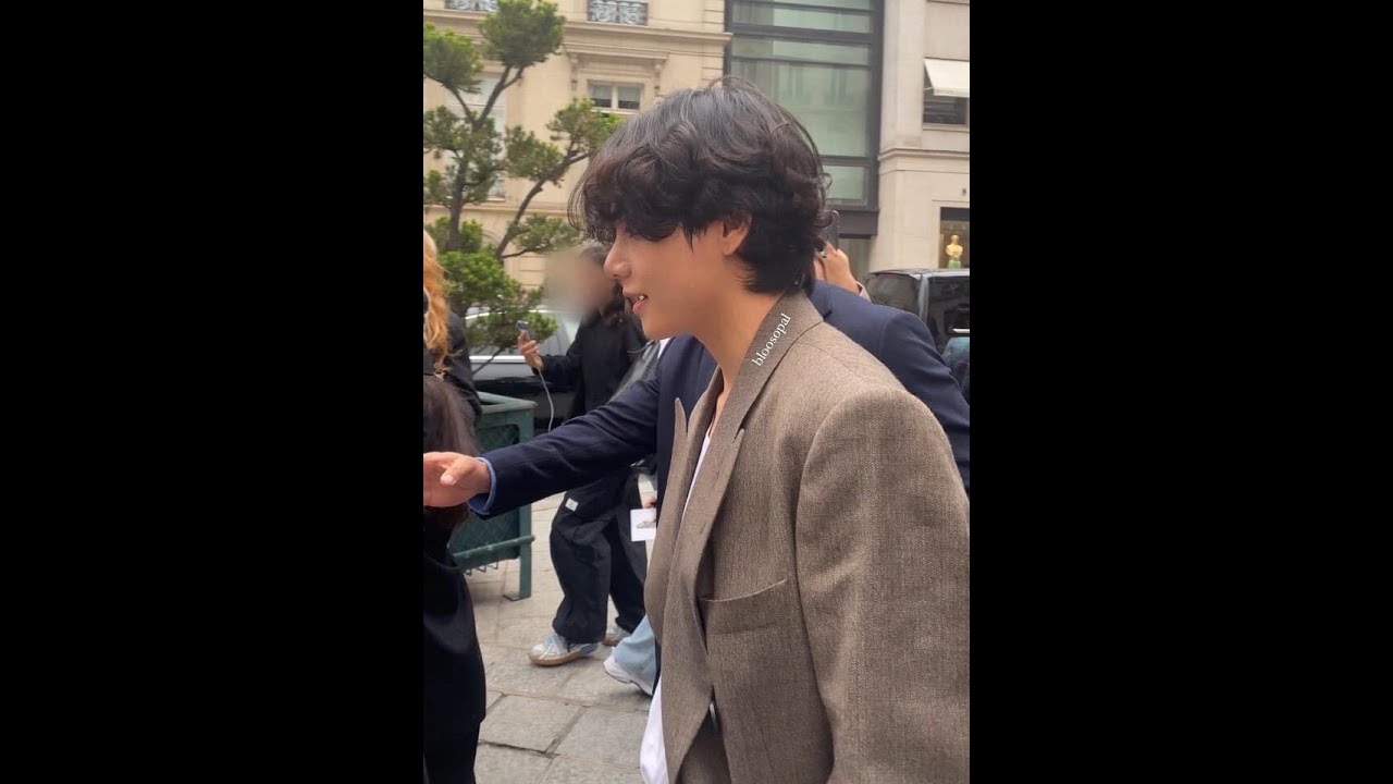 BTS Taehyung in Paris 2022 For Celine Fashion Week| 셀린 패션 위크 2022 파리 방탄