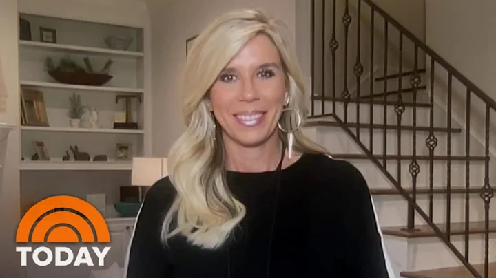 Meet Sarah Thomas, The 1st Woman To Officiate A Su...