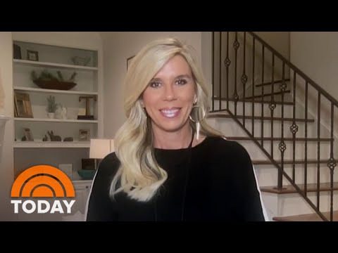 Meet Sarah Thomas, The 1st Woman To Officiate A Super Bowl | TODAY