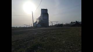 Southey, Saskatchewan Grain Elevator ( Lawn Chair Video) by Saskatchewan Grain Elevators 59 views 1 month ago 41 minutes