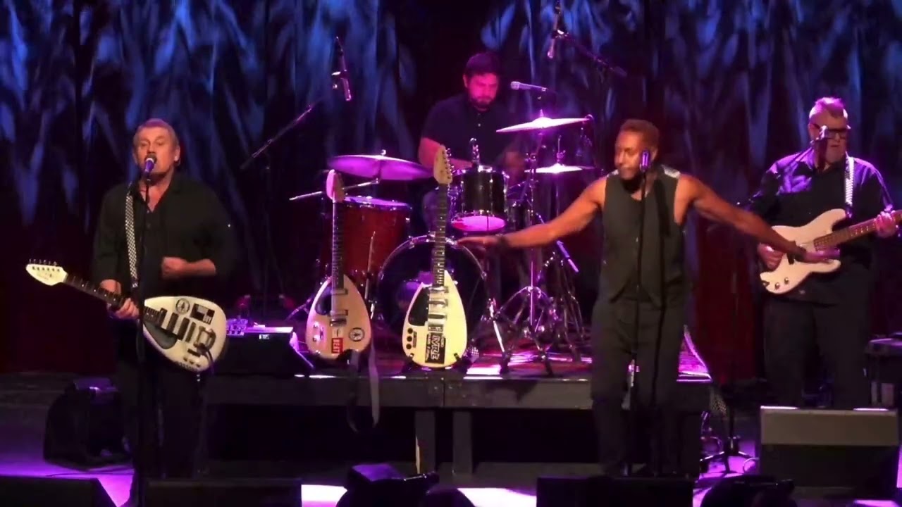 THE ENGLISH BEAT “Tenderness” (11.13.22)