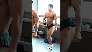 내추럴 최한진 보디빌더 프로 시즌 준비! 포즈!  대회 131일 전! 쇼츠 06