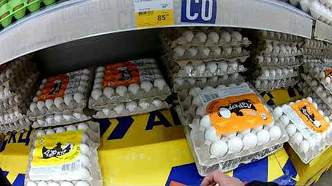 Сколько стоит пачка куриных яиц