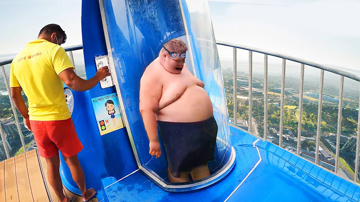 he got stuck in tight water slide.. - DayDayNews