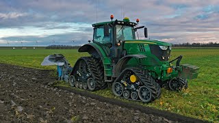 A year with the Deere | Four seasons | 6215R on Zuidberg tracks