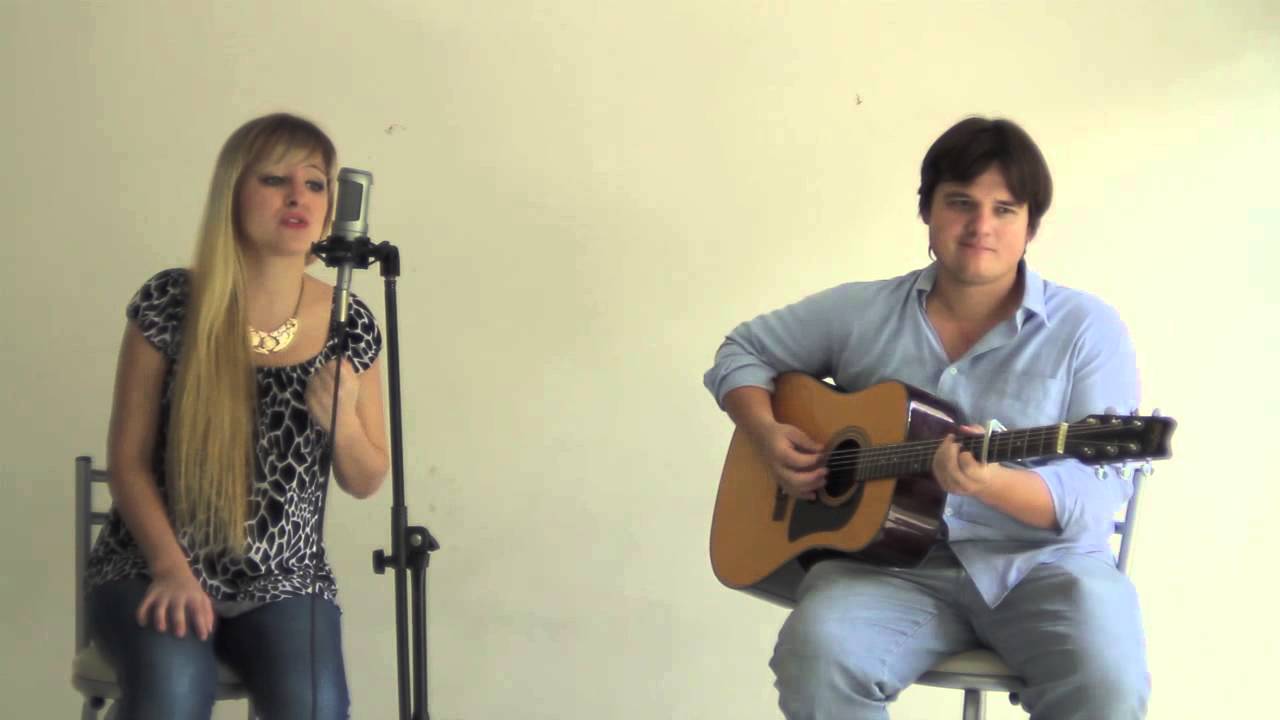 Muévete en Mi – Koren & Jessica ft. Athenas Venica & Jonatan Narváez