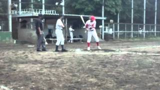 20100915_19_フジタ_2_1試合目3席目ショートゴロ.3gp