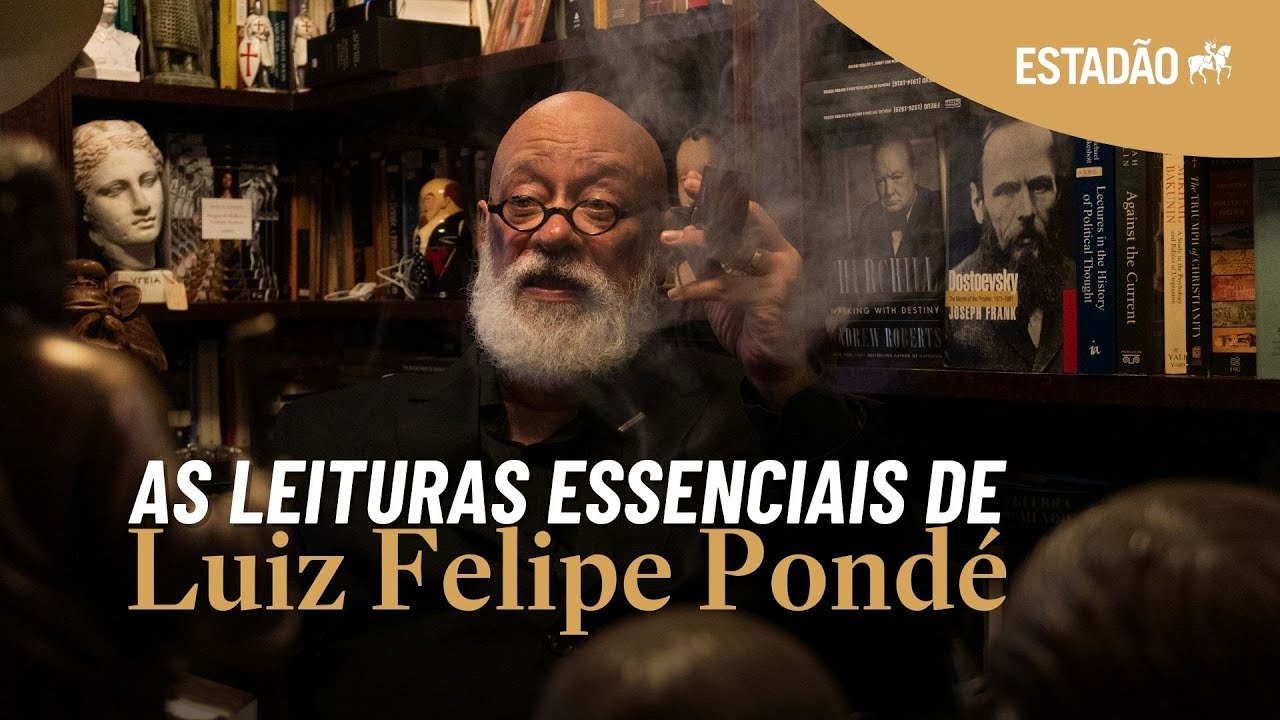 Entramos na biblioteca de Luiz Felipe Pondé: repleta de Freud, clássicos e estátuas