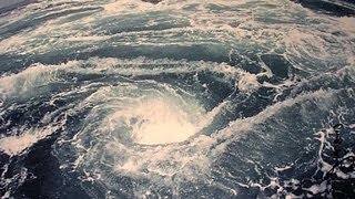 Amazing Whirlpool In The Ocean! (BIGGEST WHIRLPOOL IN THE WORLD?)