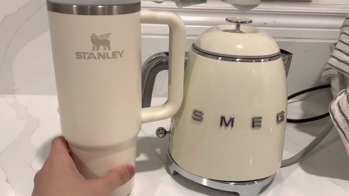 SMEG 7 CUP Kettle (Cream)