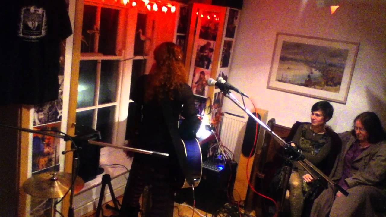 Jordan Reyne ~ A Woman Scorned ~ House Concerts York ~ 15.10.2011 - YouTube