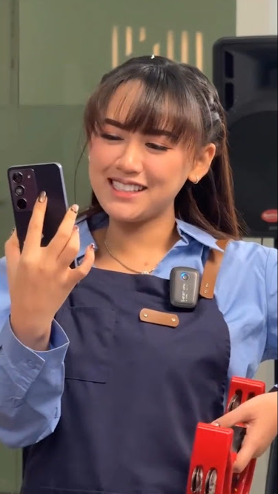 HAPPY ASMARA IS ON A VIDEO CALL #happy #gilgasahid