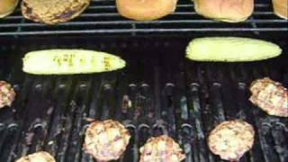 Download lagu Adam's Great GrubGrade Burger Throwdown: Boca vs. Beef