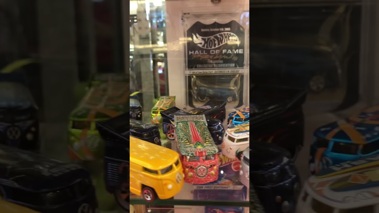 DRAG BUS collection @malllivingworld alamsutera