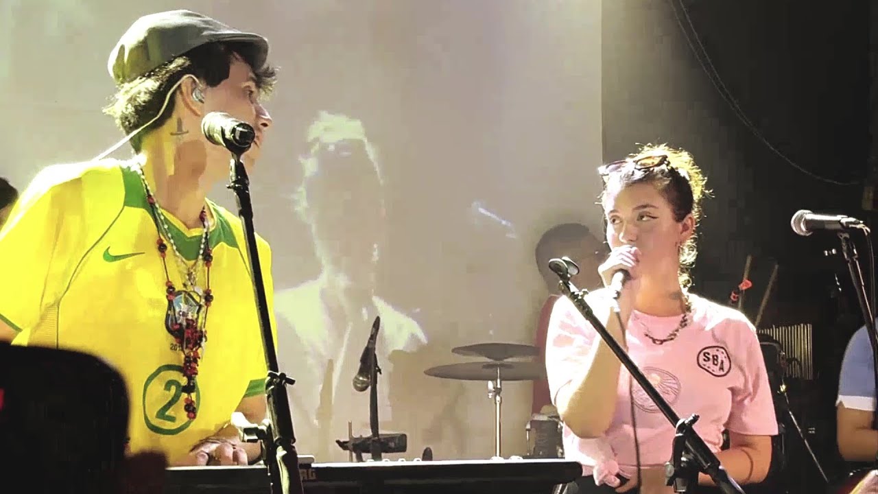 Maylo Rapper Maylo, Fabiana Brenner - CHISTE 🥀 (Live at La Noche de Barranco) - YouTube
