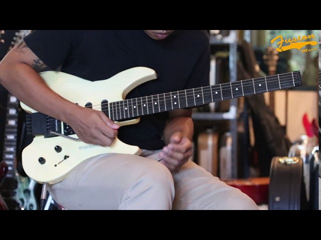 STEINBERGER GR4 80年代Newburgh期 スタインバーガー Steinberger GR4 Pearl White 1989 – Chicago Music Exchange