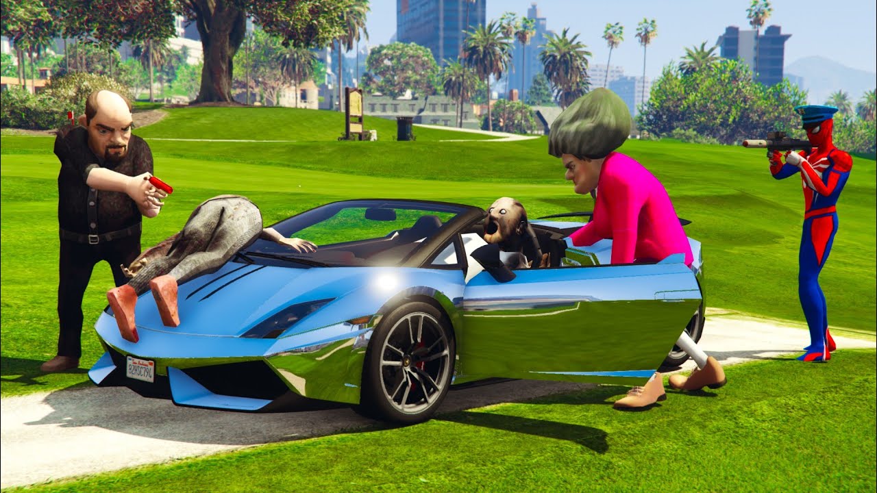 المعلمة الشريرة تسرق سيارة الجدة جراني وسبايدرمان الشرطي يتدخل!! 😱🔥 سلسلة رمضان #3